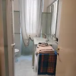 La Casa Di Norma- Centro 4 Posti Letto *